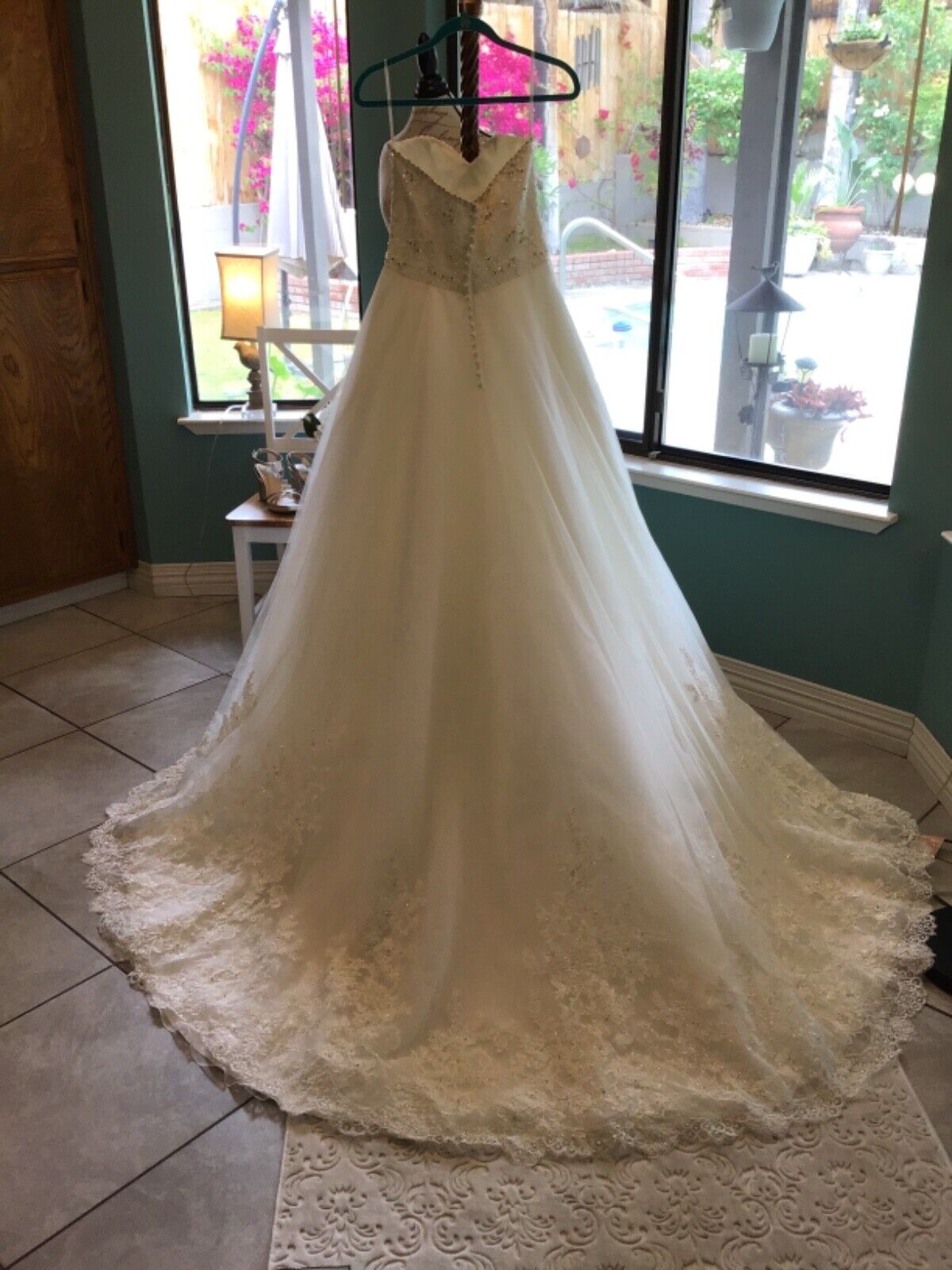 Picture 12 of 12