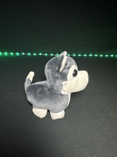 Adopt Me Roblox Surprise Plush Series 2 Egg - RARE Husky Plush - NO CODE - Imagen 4 de 5