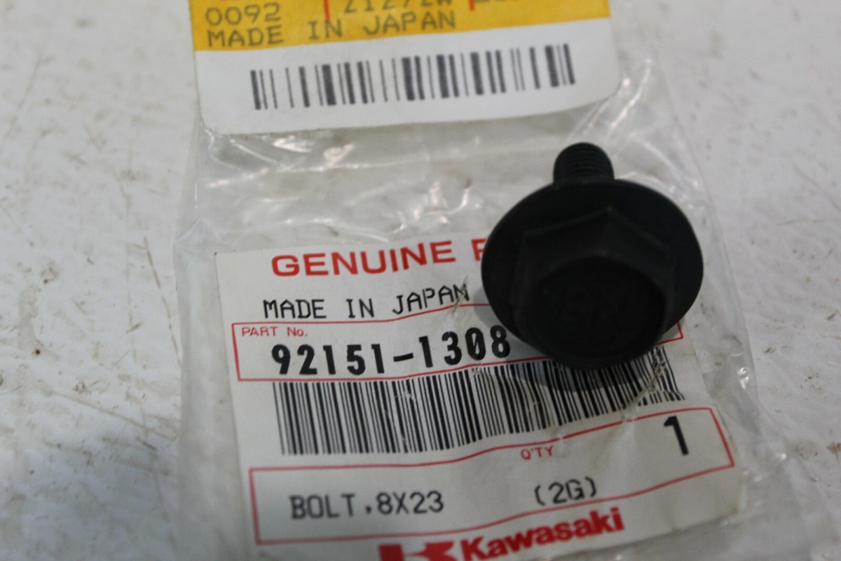 OEM 2005 Z1000 1999 ZX900 2000 ZR750 BOLT,FLANGED,8X23 PART
