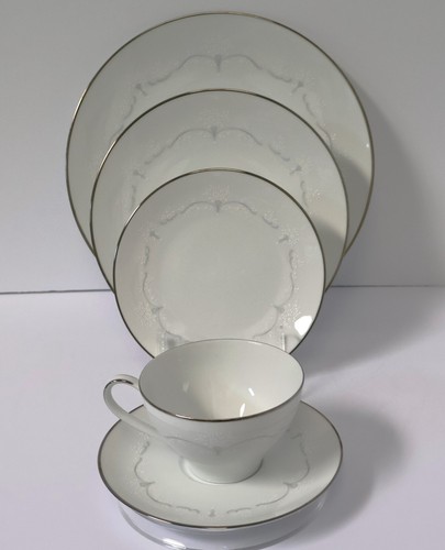 Ajuste de lugar Noritake Whitebrook 5 piezas - Varios juegos disponibles - Imagen 4 de 7