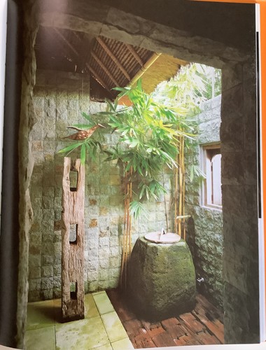 📗BALI HOUSES: NEW WAVE ASIAN ARCHITECTURE AND DESIGN BY LUCA INVERNIZZI TETTONI - Bild 14 von 19