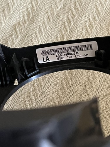 2016 - 2022 HONDA HR-V STEERING BACK COVER TRIM MOLDING BEZEL OEM - Picture 3 of 3