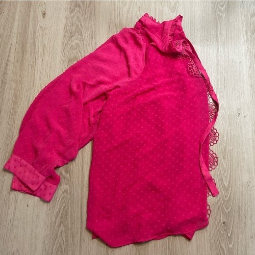 NWT Torrid Chiffon Clip Dot Ruffle Neck Tie Front Top Size 3x - Picture 4 of 11