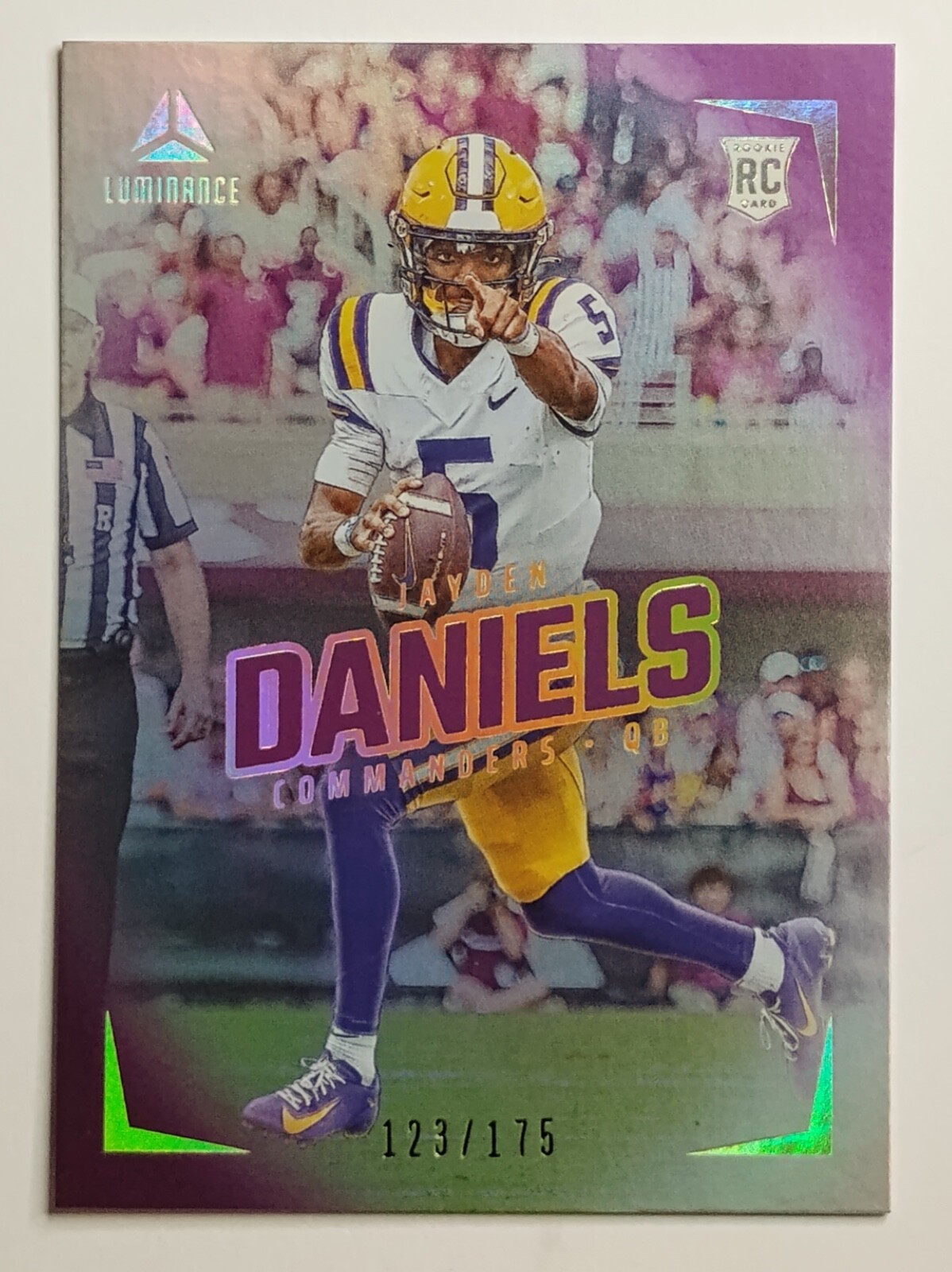 2024 Panini Luminance - Rookies Jayden Daniels #102 Purple /175 Invest! ROY!