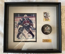 PATRICK ROY custom framed/ 8x10 photo + PERSONALLY SIGNED PUCK+ SIGNED CARD!  
