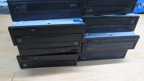 SATA Optical Drive Black CD/DVD-RW Disc Drive 5.25" Desktop - Assorted brands - Afbeelding 3 van 3
