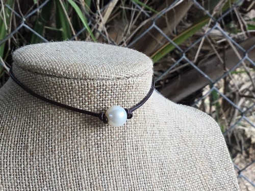 Pearl Choker, Single Freshwater Pearl and Leather Choker Necklace - Picture 27 of 180