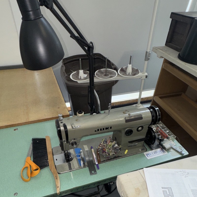 Juki DLU-450 Industrial Sewing Machine Single Needle 16x257 with table and motor