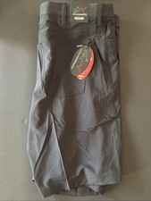 Greg Norman Mens ML75 Microlux Stretch Golf Shorts G7S9H902 - New