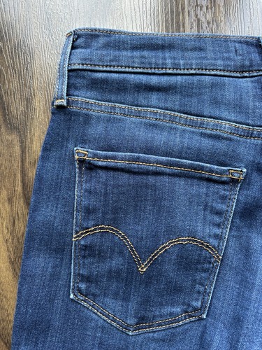 Levis 724 tiro alto recto Reino Unido (10) azul oscuro W28 L30 elástico regular PVP £120 - Imagen 8 de 17