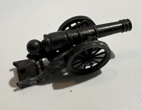 Vintage Toy Diecast Cannons - Picture 5 of 7