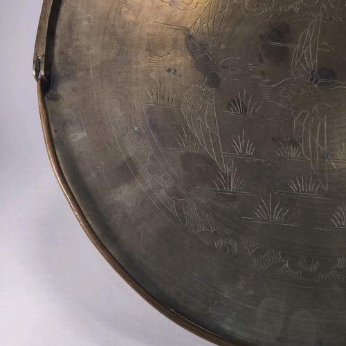 Tablett mit Fuß und Schwenkgriffen 12" Chinesisch Messing Ton Rund Ist-Zustand - Bild 3 von 12