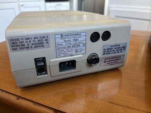 Vintage Commodore 1541 Single Floppy Disk Drive W/ Cover Powers on AS IS - Photo 7/15