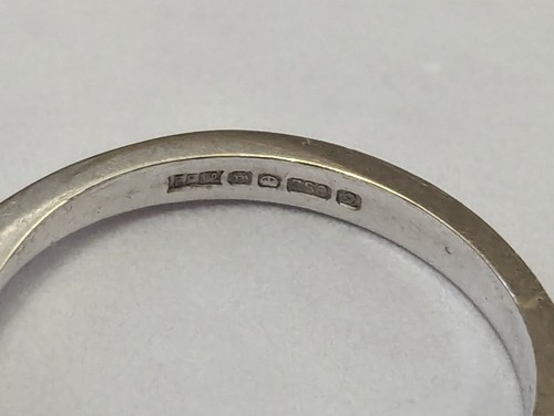 9ct White Gold Ring Diamond Stones Full UK Hallmark ring Size N - Picture 9 of 11