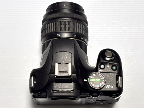 [Near mint in Box]Pentax K-X 12.4 MP multilingual Digital SLR Camera - Black JP - Picture 9 of 24