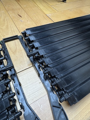 OEM Ford Bronco Sport 2023 Radiator Grille - Picture 13 of 14