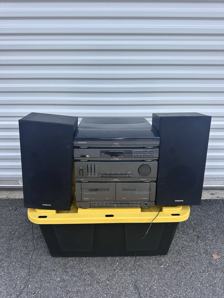 Amplificador estéreo de alta fidelidad de alta potencia Magnavox FP 9410 de colección Foto 2 de 4