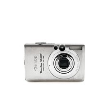 Canon PowerShot Digital ELPH SD600 6.0MP Camera W/ Charger  Battery - TESTED  