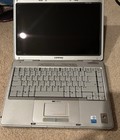 Compaq Presario V2000 Laptop 14 inch Intel Pentium Windows XP Vintage Notebook
