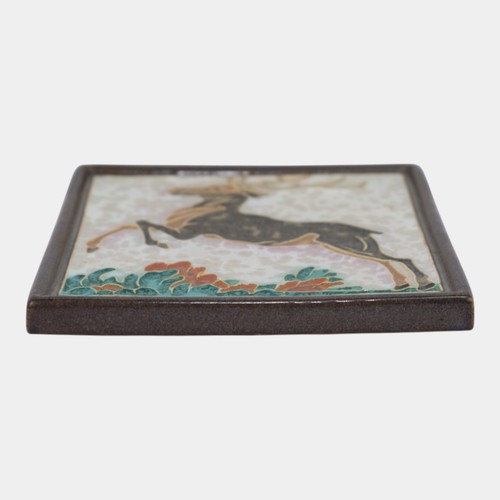 Azulejo Cloisonne Delft De Porceleyne Fles Holland cerámica ciervo saltando tulipanes rojos - Imagen 3 de 3