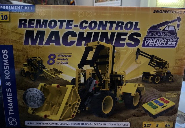 Construction Vehicles 620378 Thames & Kosmos Remote-Control Machines Construction Vehicles 620378 Thames & Kosmos Remote-Control Machines