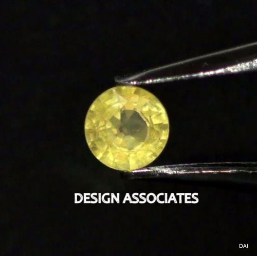 YELLOW SAPPHIRE 4 MM ROUND CUT EARTH MINED AND TREATED AAA - Picture 1 of 1