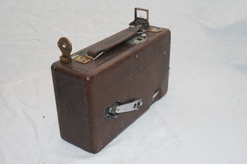 16mm Movie camera KODAK Model B, brown version - Picture 5 of 8