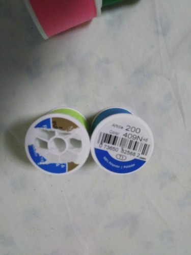 Ultimate NEON Lot of 8~Coats & Clark All Purpose Thread~135 Yd~Pink Blue Orange+ - Picture 3 of 3