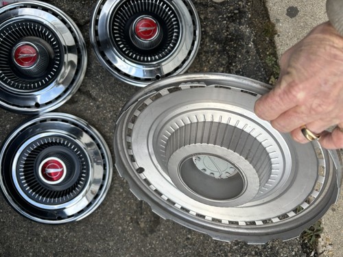 1967 Buick Special Red set4 stainless Used Original Hubcap 14” Beautiful vintage - Picture 7 of 8