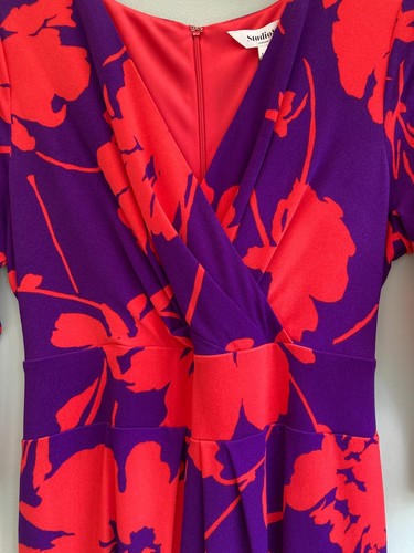 DRESS UK 18 BY STUDIO 8 (PHASE EIGHT) KNEE LENGTH FLORAL PURPLE/RED ORP £89 BNWT - Picture 3 of 4