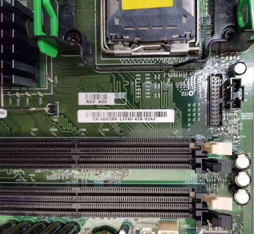 Dell Dimension 5150C XPS 200 Motherboard CN-0MF252 - Picture 2 of 5