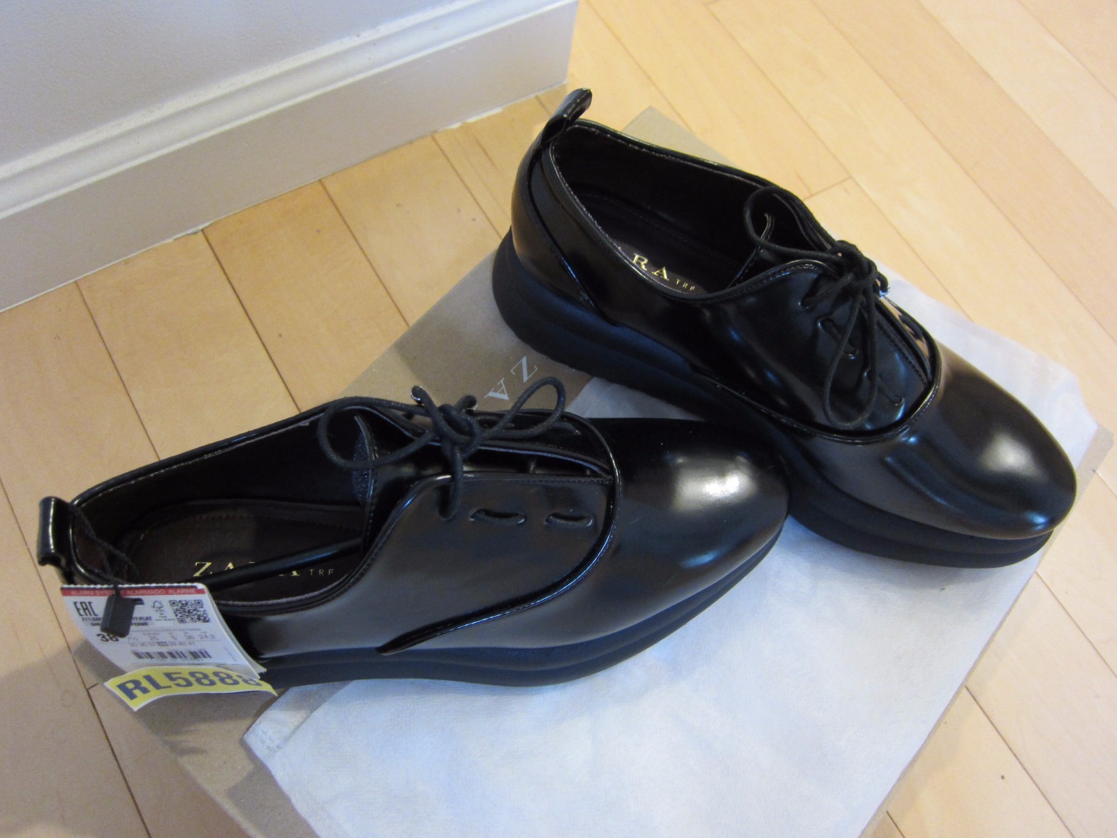 NWT Zara Women's Platform bluechers 7302 101 SZ US 7.5 7.5 7.5 EU 38 adf644 NWT Zara Women's Platform bluechers 7302 101 SZ US 7.5 7.5 7.5 EU 38 adf644
