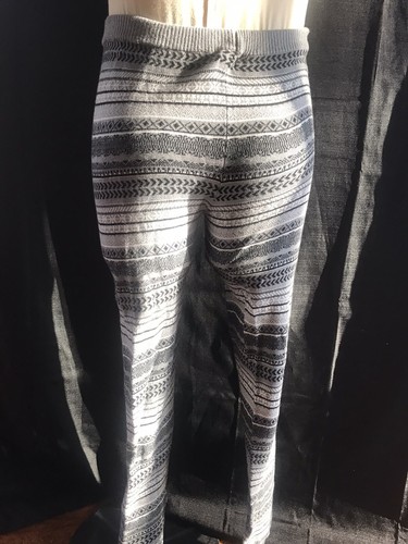 Mossimo Supply Co. Girls Sweater Leggings Size L - Picture 2 of 3