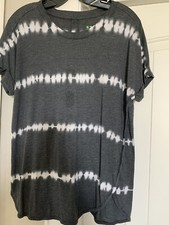 Green Tea Women  s Pullover Soft Gray With  Wavelength  Horizontal Pattern Sz M