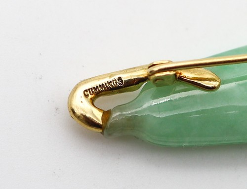 Angela Cummings 1985 Bean Shaped Pendant Brooch In 18Kt Yellow Gold With Jadeite - Picture 6 of 7