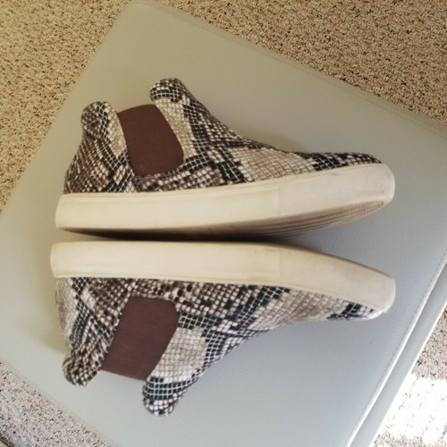 Coconuts by Matisse Faux Leather Tan Snake Pull On Sneakers "Harlan" 8.5 - Picture 4 of 10
