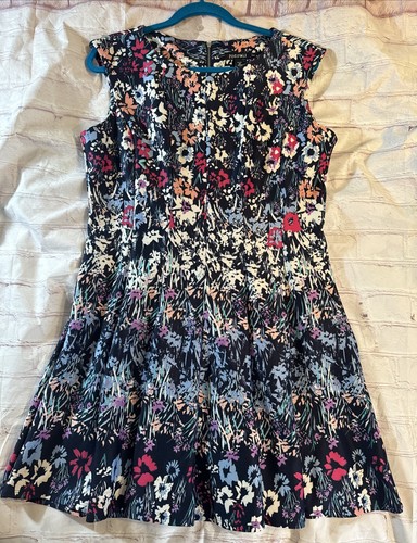 Roz Ali Dress Size 14 Sleeveless Floral Print Pleated Dress Exposed Back Zipper - Picture 1 of 13
