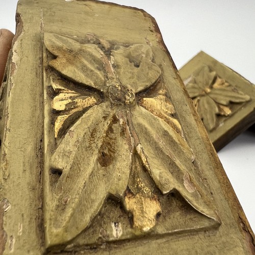 Antico intaglio ad angolo decorativo in legno vecchio fregio stile Veneziano - Imagen 5 de 8