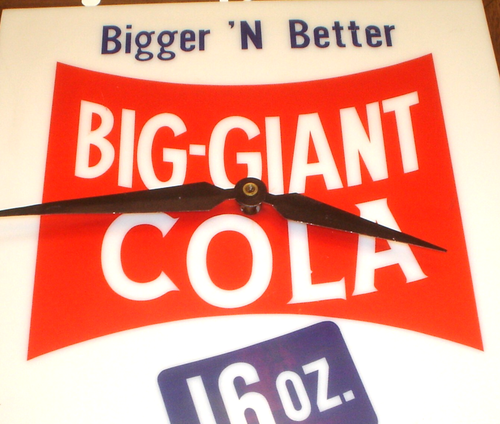 Cola Big-Giant Bigger 'N Better de colección 16 oz. Reloj Iluminado / Letrero de Soda (Escaso) - Imagen 2 de 9