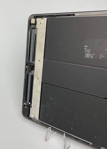 Apple iPad Air 3rd Gen 64GB Space Grey - Spares + Repairs Ref1548 - Picture 2 of 7