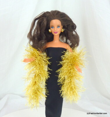White Fringe Boa 14 inch Handmade Wrap Shawl Scarf for Barbie doll fashion FR