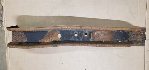 92-97 FORD F250 F350 7.3 DIESEL AUTO TRANS E4OD 4X4 CROSSMEMBER 93 94 95 96 1992 - Picture 3 of 5