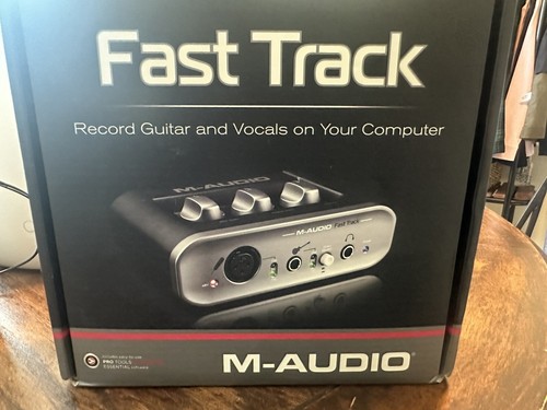 M-Audio Fast Track Digital Recording Interface - Picture 8 of 8