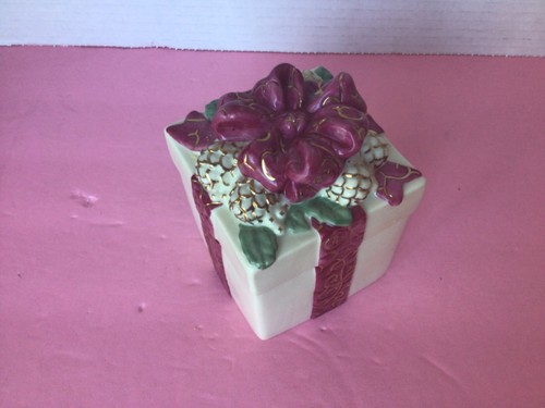 2001 LENOX Holiday Wishes Gift Box Trinket Limited Edition Red China Bow Acorn - Picture 7 of 7