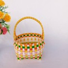 Chic plastic woven basket, small round shape, hand woven, holds items to decorat