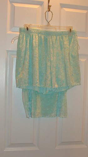 COLSIE 2piece PAJAMA SET SLEEPWEAR ~ SIZE M ~ VGC ~ FEELS LIKE VELVET~Very Nice~ - Picture 4 of 5
