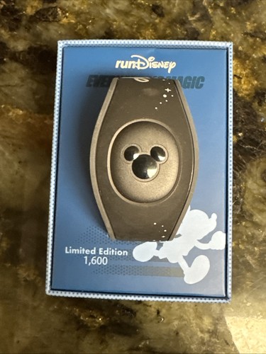 Pulsera Disney 2022 única, cada milla es una carrera mágica. - Imagen 2 de 6