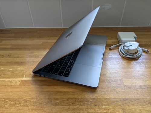 Apple MacBook Pro 13 A2159 8GB 128GB SSD i5 Quad Core 1.4GHz Sequoia 15 Grey R34 - Afbeelding 3 van 6