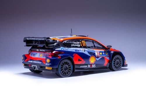 ixo 18RMC193 Hyundai i20 N Rally1 #11 T.Neuville 1/18 Central European 2023 Win - Picture 2 of 6