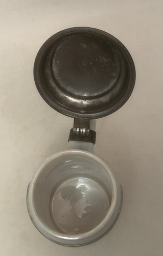 Antico postino bavarese METTLACH VB 1L STEIN #3085 COPERCHIO PELTRO DATATO 1906 inciso - Foto 10 di 10